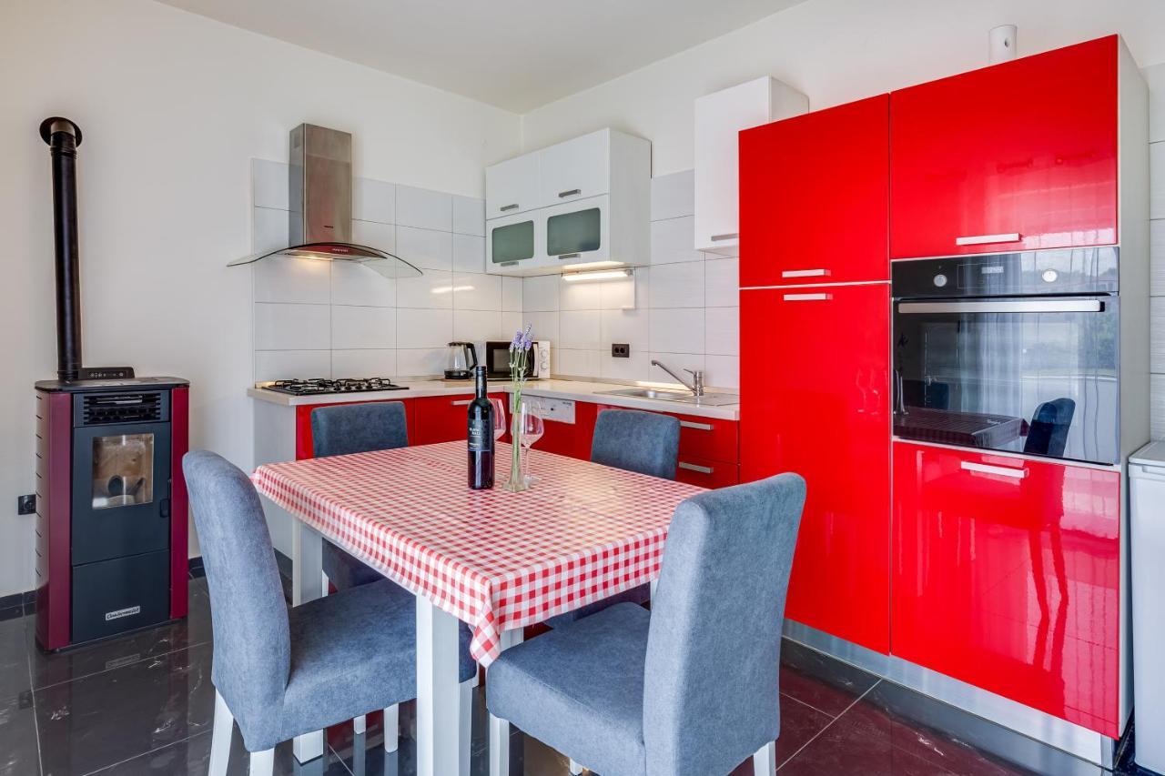 Apartment A & J Петрчане Экстерьер фото