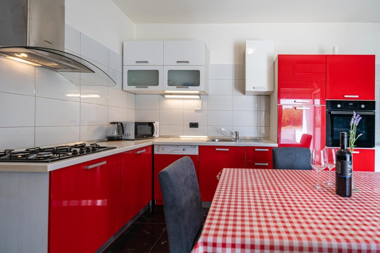 Apartment A & J Петрчане Экстерьер фото